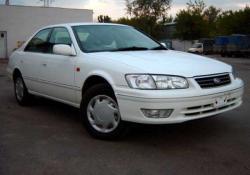 Daihatsu Altis I (SXV20)