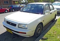 Daihatsu Applause I