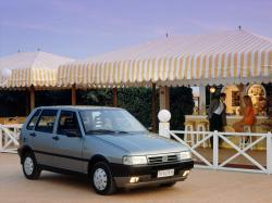 Fiat UNO Fiat UNO