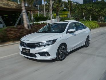 Honda Envix I Седан
