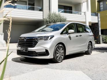 Honda Odyssey V Рестайлинг 2 Минивэн