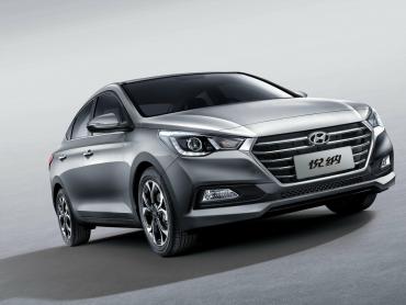 Hyundai Verna IV Седан