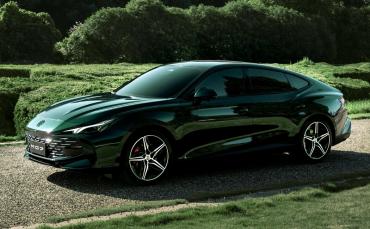 MG 7  Лифтбек