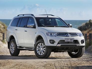 Mitsubishi Challenger II Рестайлинг Внедорожник 5 дв. Mitsubishi Challenger II Рестайлинг Внедорожник 5 дв.