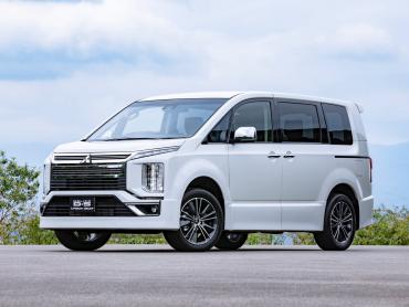 Mitsubishi Delica D:5 I Рестайлинг Минивэн