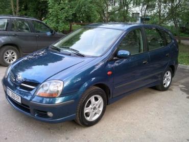 Nissan Almera Tino I Компактвэн Nissan Almera Tino I Компактвэн
