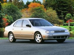 Nissan Altima I
