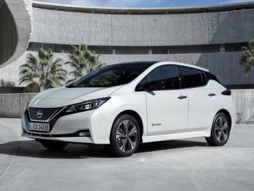 Nissan Leaf II Хэтчбек 5 дв. Nissan Leaf II Хэтчбек 5 дв.