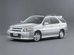Nissan R'nessa