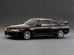 Nissan Skyline IX (R33) Купе