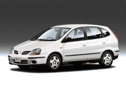 Nissan Tino