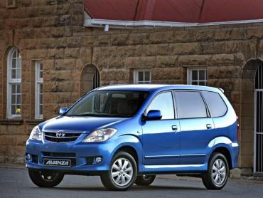 Toyota Avanza I Минивэн