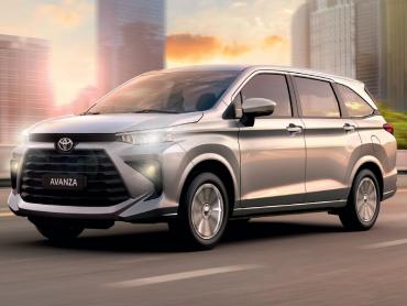 Toyota Avanza III Минивэн