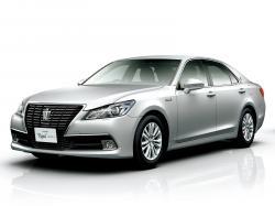 Toyota Crown XIV (S210)