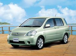 Toyota Raum II