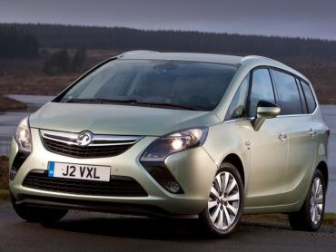 Vauxhall Zafira c Компактвэн Vauxhall Zafira c Компактвэн