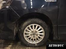 Installing a set of spacers to increase the ground clearance Toyota Noah Lift Kits (leveling kits and coil spring spacer\strut spacer)