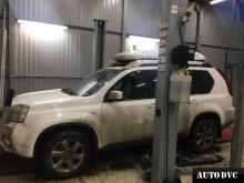 Installing a set of spacers to increase the ground clearance Nissan X-Trail Lift Kits (leveling kits and coil spring spacer\strut spacer)