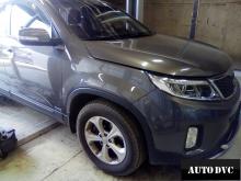 Installing a set of spacers to increase the ground clearance Kia Sorento II Lift Kits (leveling kits and coil spring spacer\strut spacer)