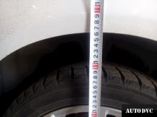 Installing a set of spacers to increase the ground clearance Opel Corsa D Lift Kits (leveling kits and coil spacer\strut spacer)