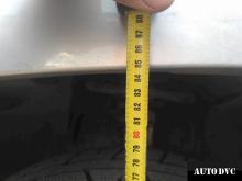 Installing a set of spacers to increase the ground clearance Jeep Grand Cherokee III (WK) Lift Kits (leveling kits and coil spacer\strut spacer)