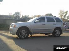 Installing a set of spacers to increase the ground clearance Jeep Grand Cherokee III (WK) Lift Kits (leveling kits and coil spacer\strut spacer)