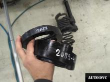 Installing a set of spacers to increase the ground clearance Mercedes-Benz G-klasse Lift Kits (leveling kits and coil spacer\strut spacer) 