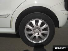 Installing a set of spacers to increase the ground clearance Mercedes-Benz A-klasse A 170  Lift Kits (leveling kits and coil spacer\strut spacer)