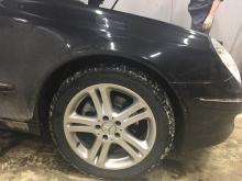 Installing a set of spacers to increase the ground clearance "Mercedes-Benz E-klasse AMG III (W211, S211) Lift Kits (leveling kits and coil spring spacer\strut spacer)