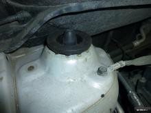Installing a set of spacers to increase the ground clearance Kia Rio III Lift Kits (leveling kits and coil spacer\strut spacer)