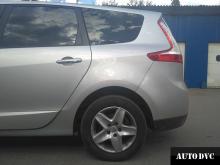 Installing a set of spacers to increase the ground clearance Renault Scenic Lift Kits (leveling kits and coil spacer\strut spacer) 