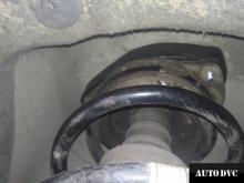 Installing a set of spacers to increase the ground clearance Renault Scenic Lift Kits (leveling kits and coil spacer\strut spacer) 