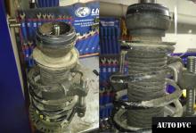 Installing a set of spacers to increase the ground clearance Skoda Roomster Lift Kits (leveling kits and coil spring spacer\strut spacer)