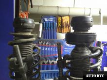 Installing a set of spacers to increase the ground clearance Skoda Rapid (leveling kits and coil spacer\strut spacer)