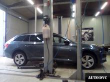 Installing a set of spacers to increase the ground clearance Skoda Superb Lift Kits (leveling kits and coil spacer\strut spacer)
