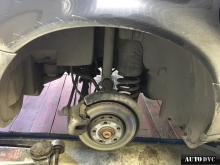 Installing a set of spacers to increase the ground clearance Audi A8 I (D2) Lift Kits (leveling kits and coil spring spacer\strut spacer)
