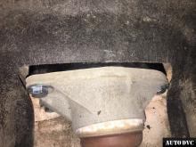 Installing a set of spacers to increase the ground clearance BMW 3er VI (F3x) Lift Kits (leveling kits and coil spring spacer\strut spacer)