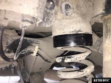 Installing a set of spacers to increase the ground clearance BMW 3er VI (F3x) Lift Kits (leveling kits and coil spring spacer\strut spacer)