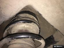 Installing a set of spacers to increase the ground clearance BMW 3er V (E9x) Lift Kits (leveling kits and coil spring spacer\strut spacer)