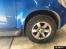 Installing a set of spacers to increase the ground clearance Chevrolet Trailblazer Lift Kits (leveling kits and coil spring spacer\strut spacer)