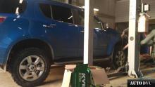 Installing a set of spacers to increase the ground clearance Chevrolet Trailblazer Lift Kits (leveling kits and coil spring spacer\strut spacer)