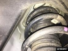 Installing a set of spacers to increase the ground clearance Citroen SpaceTourer I Lift Kits (leveling kits and coil spring spacer\strut spacer)