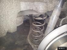 Installing a set of spacers to increase the ground clearance Volkswagen Scirocco Lift Kits (leveling kits and coil spring spacer\strut spacer)