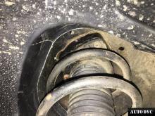 Installing a set of spacers to increase the ground clearance Ford C-Max Lift Kits (leveling kits and coil spring spacer\strut spacer)