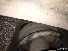 Installing a set of spacers to increase the ground clearance Hyundai Santa Fe Lift Kits (leveling kits and coil spring spacer\strut spacer)