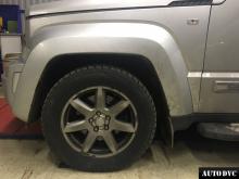 Installing a set of spacers to increase the ground clearance Jeep Cherokee IV (KK) Lift Kits (leveling kits and coil spring spacer\strut spacer)