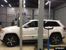 Installing a set of spacers to increase the ground clearance Jeep Grand Cherokeе Lift Kits (leveling kits and coil spring spacer\strut spacer)