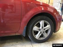 Installing a set of spacers to increase the ground clearance Kia Ceed Lift Kits (leveling kits and coil spring spacer\strut spacer)