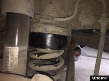 Installing a set of spacers to increase the ground clearance Kia Cee'd Lift Kits (leveling kits and coil spring spacer\strut spacer)