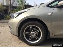Installing a set of spacers to increase the ground clearance Kia Cee'd Lift Kits (leveling kits and coil spring spacer\strut spacer)